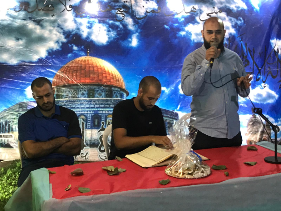  بالصور : خيمة الهدى تنظم أمسية دعوية في ضيافة عائلة "سليلة" بيافا