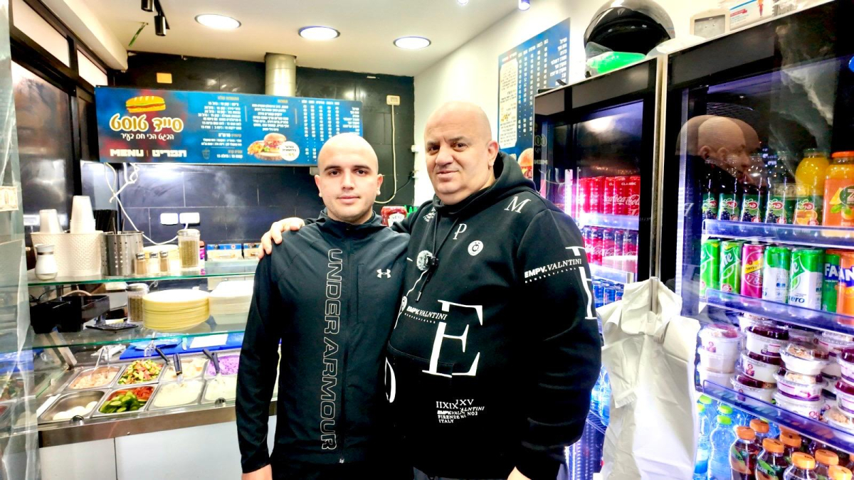 مطعم “سيد توست وعمر” يدعوكم لسحور مميز ضمن حملة الـ100 ش...