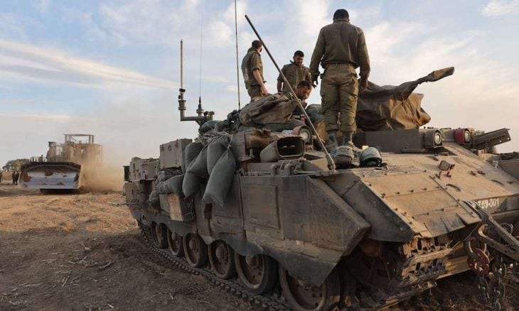إقالة ضابطين إسرائيليين خاضا معارك برية في شمال قطاع غزة لهذا السبب