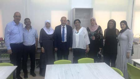 جولة لمدير عام وزارة التعليم بمدارس عربية في اللد والرملة