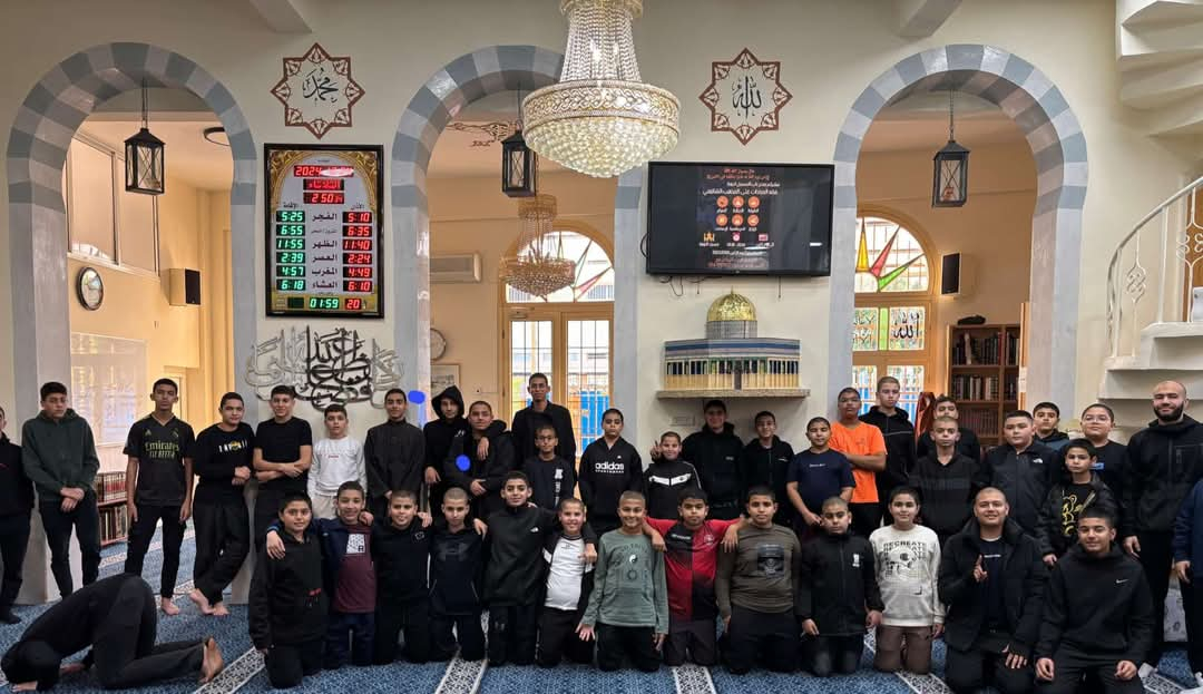 بالصور: إنطلاق مسابقة فرسان المساجد للفتيان في مسجد النزهة