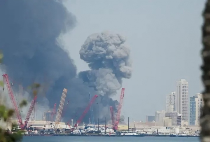 حريق منشآت غاز في أبو ظبي والكويت