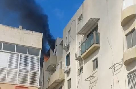 يافا: إصابة متوسطة لامراة جراء حريق اندلع داخل منزل جنوب...
