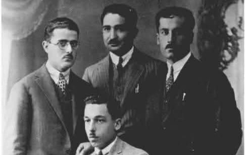 صورة نادرة لبعض أساتذة مدارس يافا عام 1923