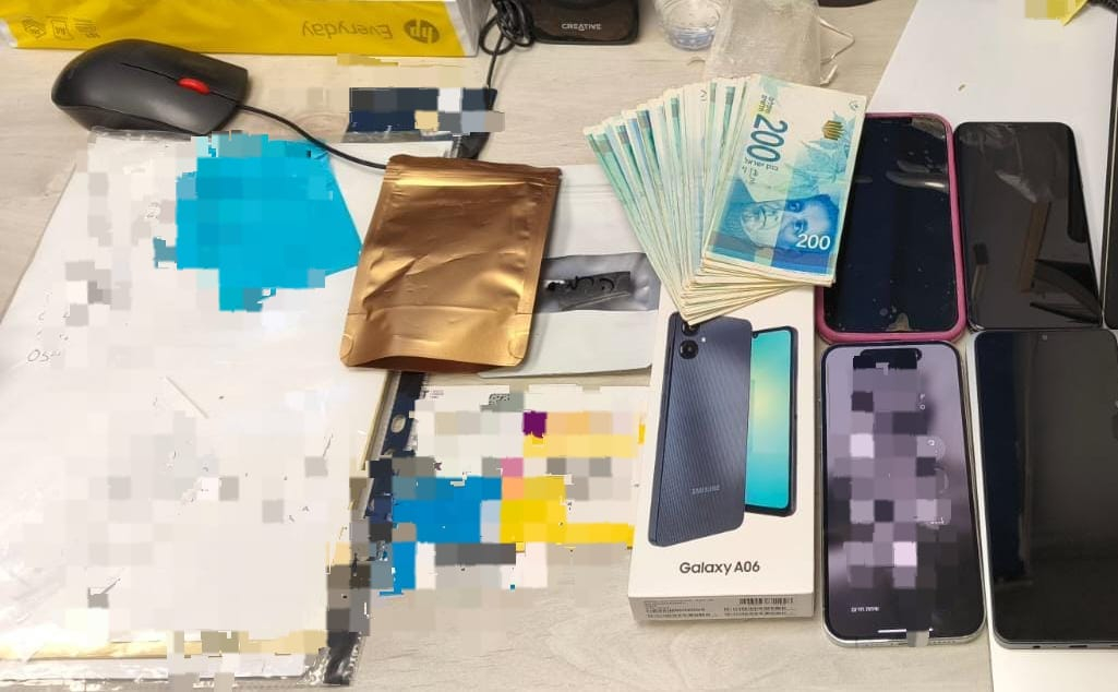 جاسوسان في رعنانا؟ الشاباك يكشف خلية مشتبه بها بالتعاون مع إيران