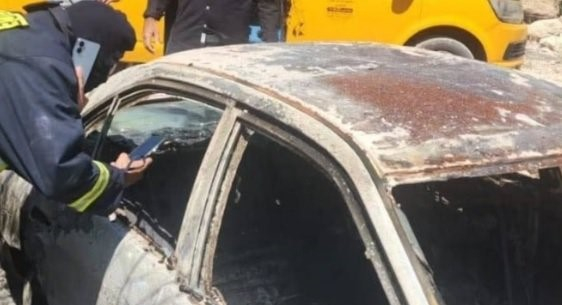 جريمة تهز جنين بعد العثور على جثمان امرأة داخل مركبة محت...