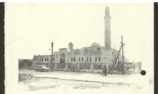صورة نادرة لمسجد حسن بك في يافا قبل وبعد الدمار