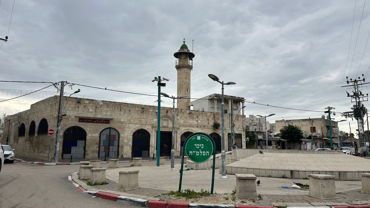 أسماء خطباء المساجد ليوم الجمعة في مساجد يافا، اللد وا...