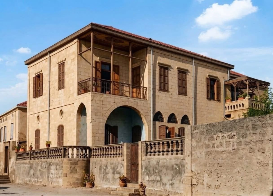 صورة نادرة لقصر عائلة الأفغاني جنوب شرق حي المنشية في يا...