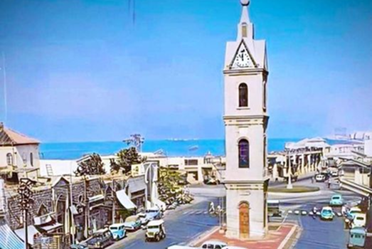 صورة نادرة لبرج الساعة في يافا تعود لعام 1946