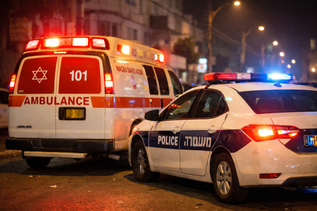 القدس: مقتل مشتبه حاول خطف سلاح شرطي في جبل المكبر واعتق...