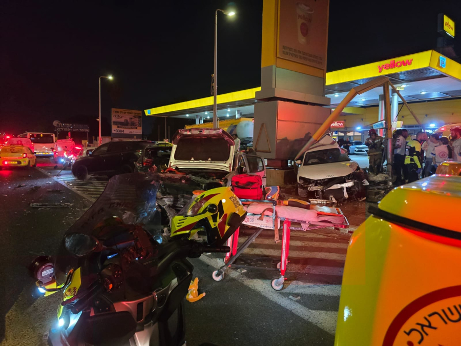  مصرع شاب وإصابة آخرين بحادث طرق على طريق يازور