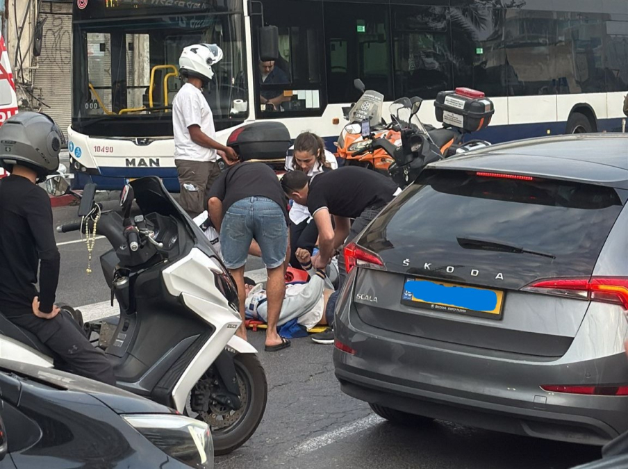 يافا: إصابة متوسطة لراكب دراجة نارية بحادث طرق 