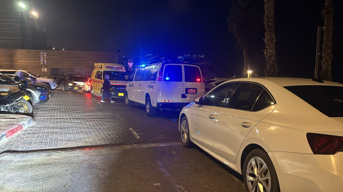 يافا :مصرع شابين من القدس  وإصابة 3 آخرين بحادث غرق على شاطئ الجبلية