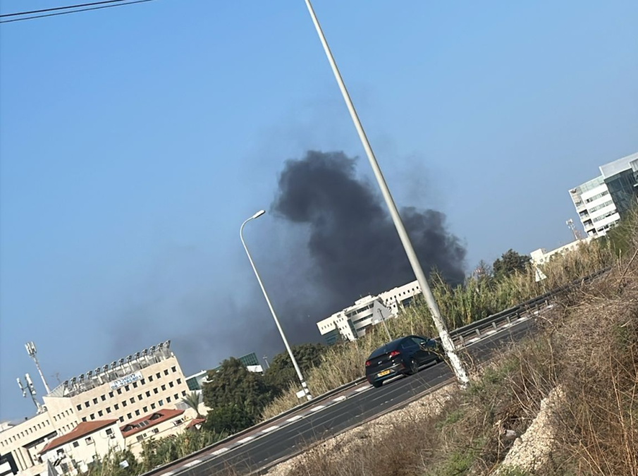 اللد :حريق مخبز وطواقم الإطفاء تهرع للمكان