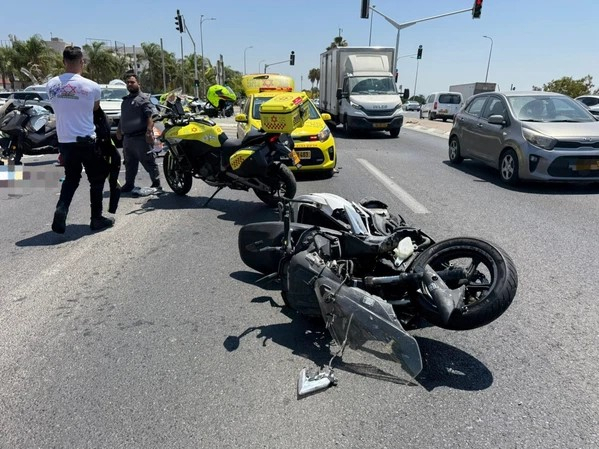 شوارع متشققة وقيادة دون حزام الأمان ومخالفات أخرى ترفع ضحايا الطرق في المجتمع العربي