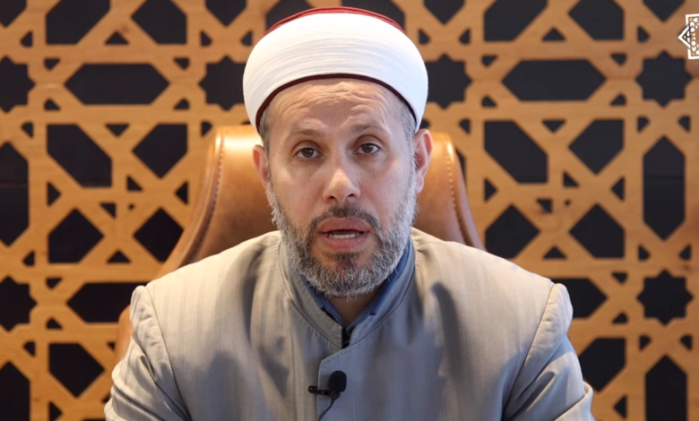 الشيخ د. مشهور فواز "اقتحام حرمة المسجد بإسم الفنّ كبيرة لا يُسكتُ عنها"