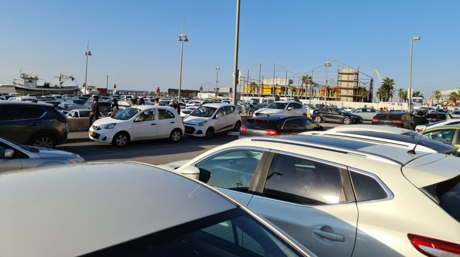 يافا وتل ابيب تسجلان أعلى تكلفة للركن في البلاد: 12.4 شيكل للساعة