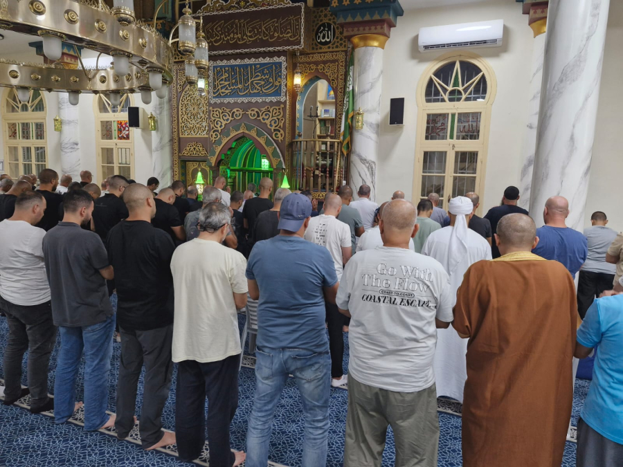يافا:  مشاركة واسعة في إحياء سُنة صلاة الخسوف في مسجد النزهة 