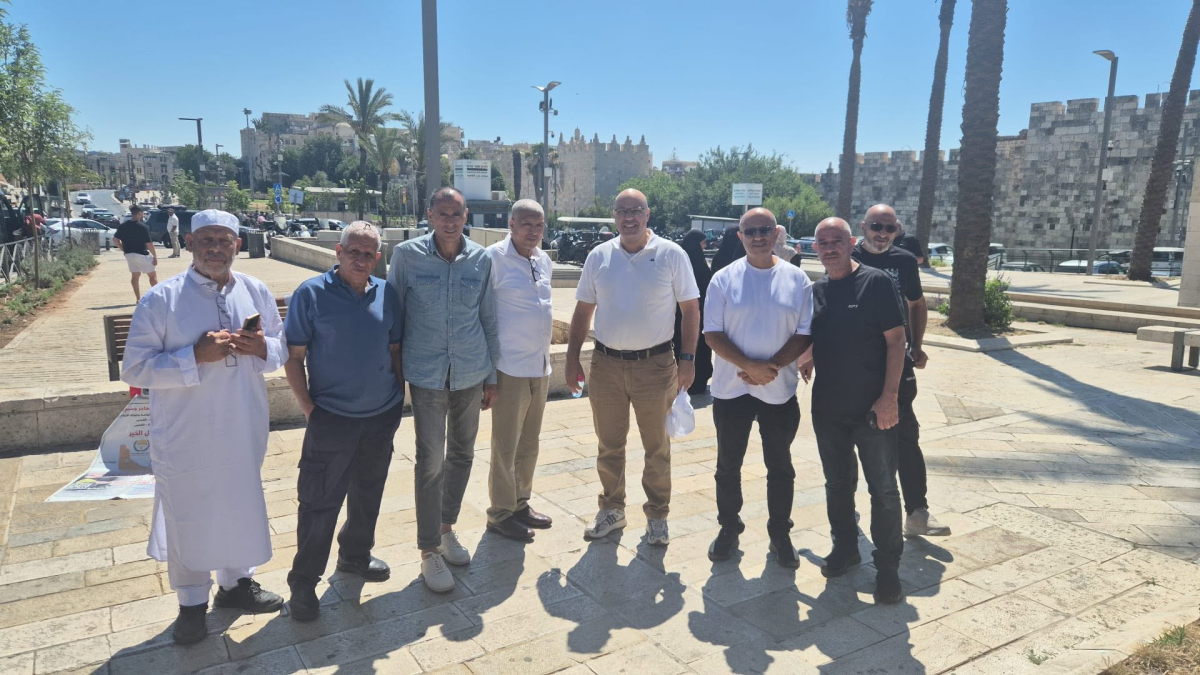 حجاج اللد والرملة يزورون المسجد الأقصى المبارك بعد أداء...