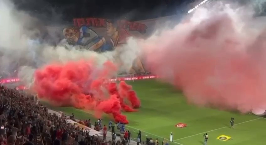 إلغاء مباراة الديربي بسبب أعمال شغب في ملعب بلومفيلد