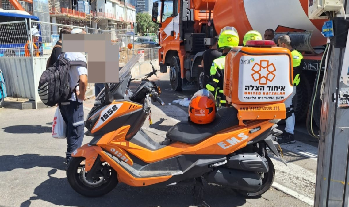 إصابة متوسطة لمسّن اثر تعرضه للدهس في تل ابيب 