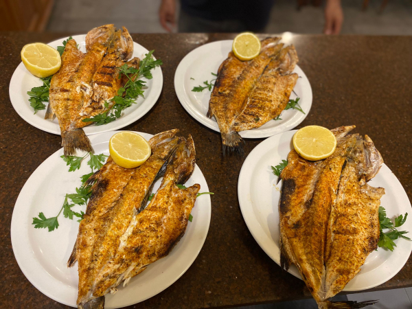 يافا: تعالوا للاستمتاع بوجبة الأسبوع المميّزة في مطعم أبو نصار "سمك لبراك"