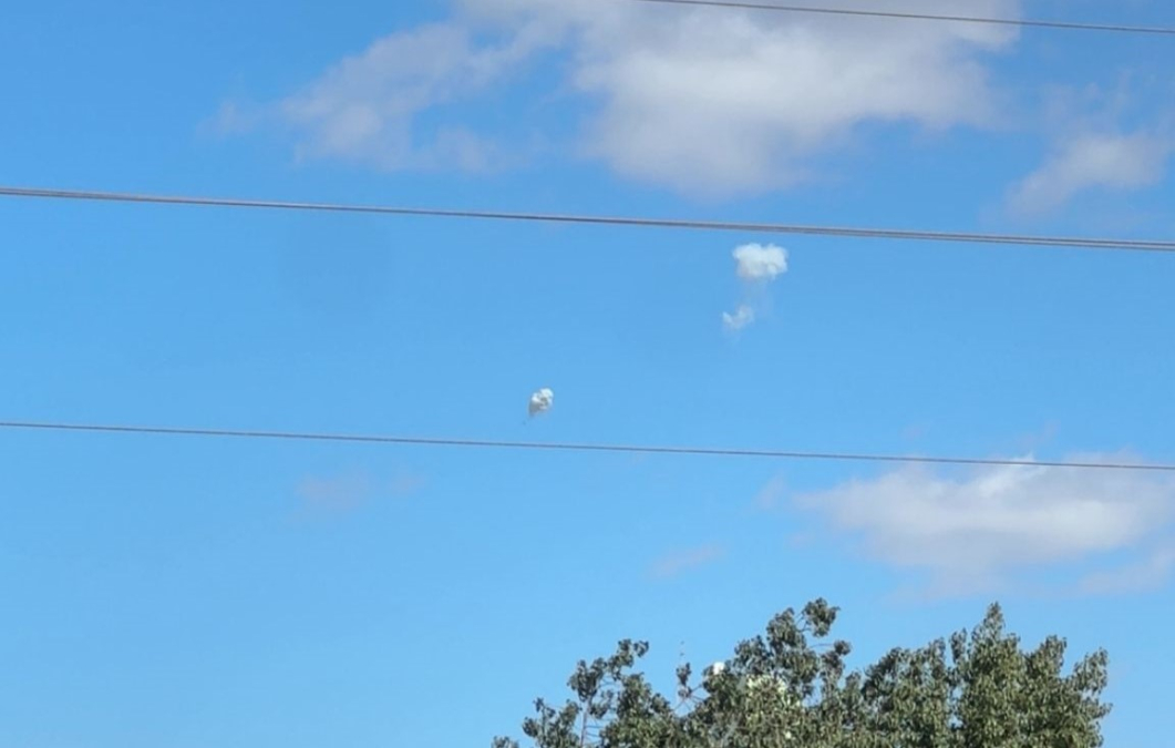 5 مصابين بشظايا اعتراض صاروخ يصلون إلى مستشفى أساف هروفي من الرملة
