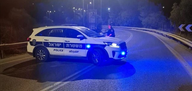 اعتقال شاب بشبهة سرقة سيارة من مركز البلاد والفرار بها على شارع 1