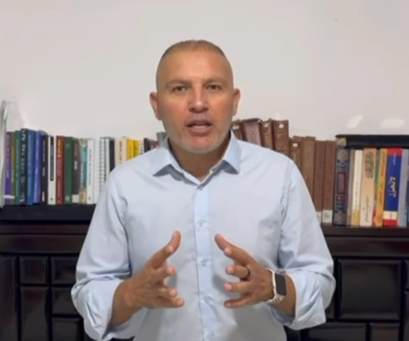 الرملة: عضو المجلس البلدي إبراهيم أبو لبن يوجه عدة رسائل مع افتتاح العام الدراسي