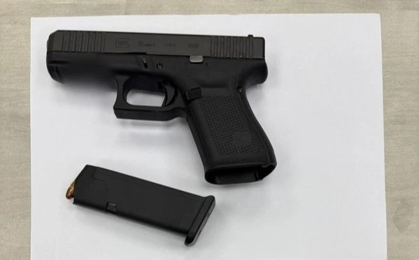 اللد: اعتقال 7 شبّان بشبهة الاتجار بالمخدّرات الخطيرة وحيازة السّلاح