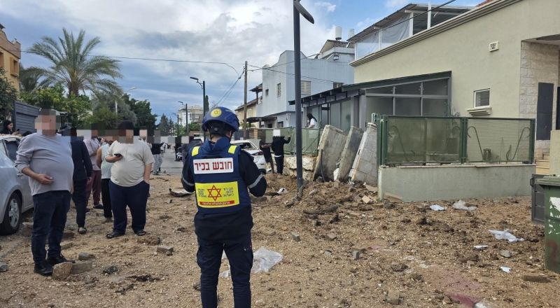 سقوط صواريخ وشظايا في أكثر من موقع في نهاريا