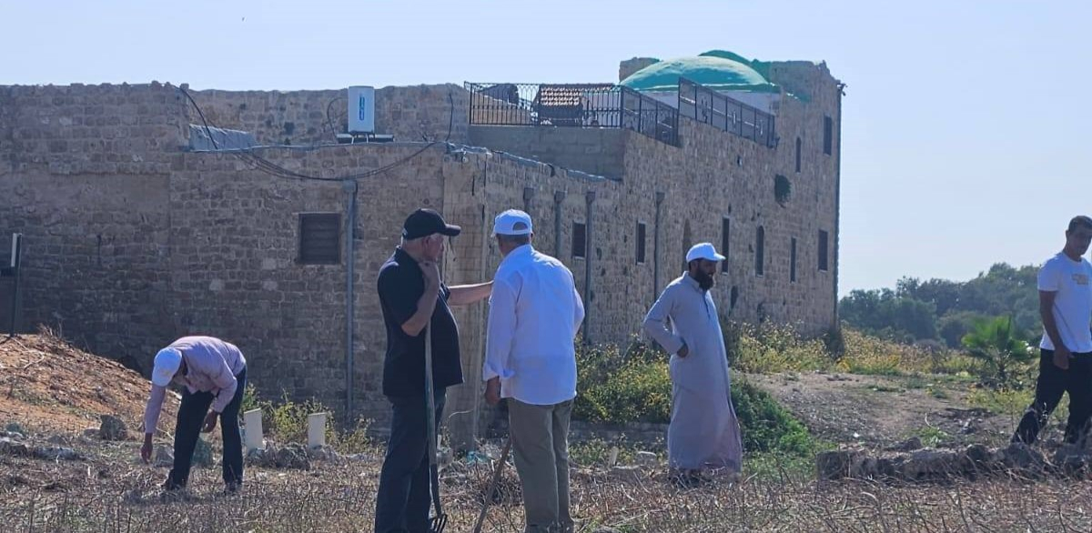 دعوة للمشاركة في معسكر تنظيف مقبرة سيدنا علي في هرتسليا