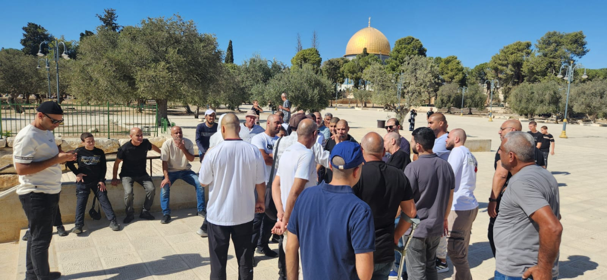 يافا: عشرات المشاركين في رحلة إرشادية إلى المسجد الأقصى