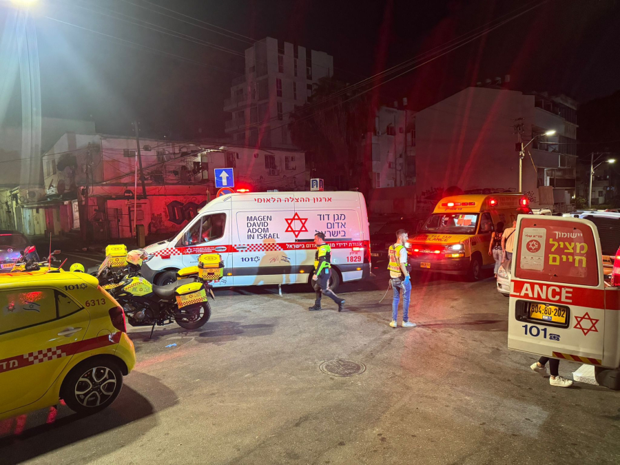 اصابة خطيرة لسائق دراجة نارية بحادث طرق شرق يافا 