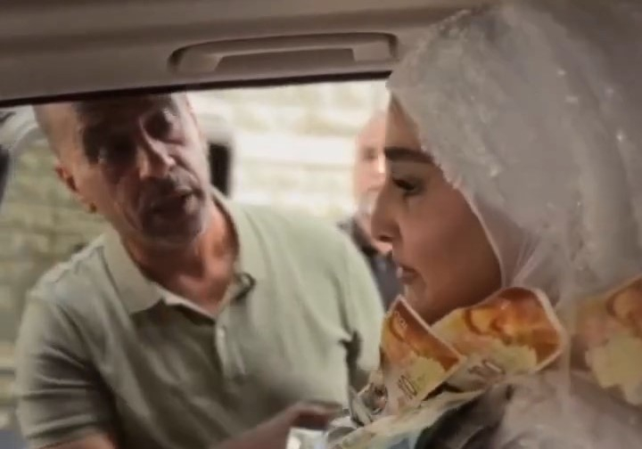 هذه وصية والد العروس لابنته قبل زفافها.. ما رأيكم؟