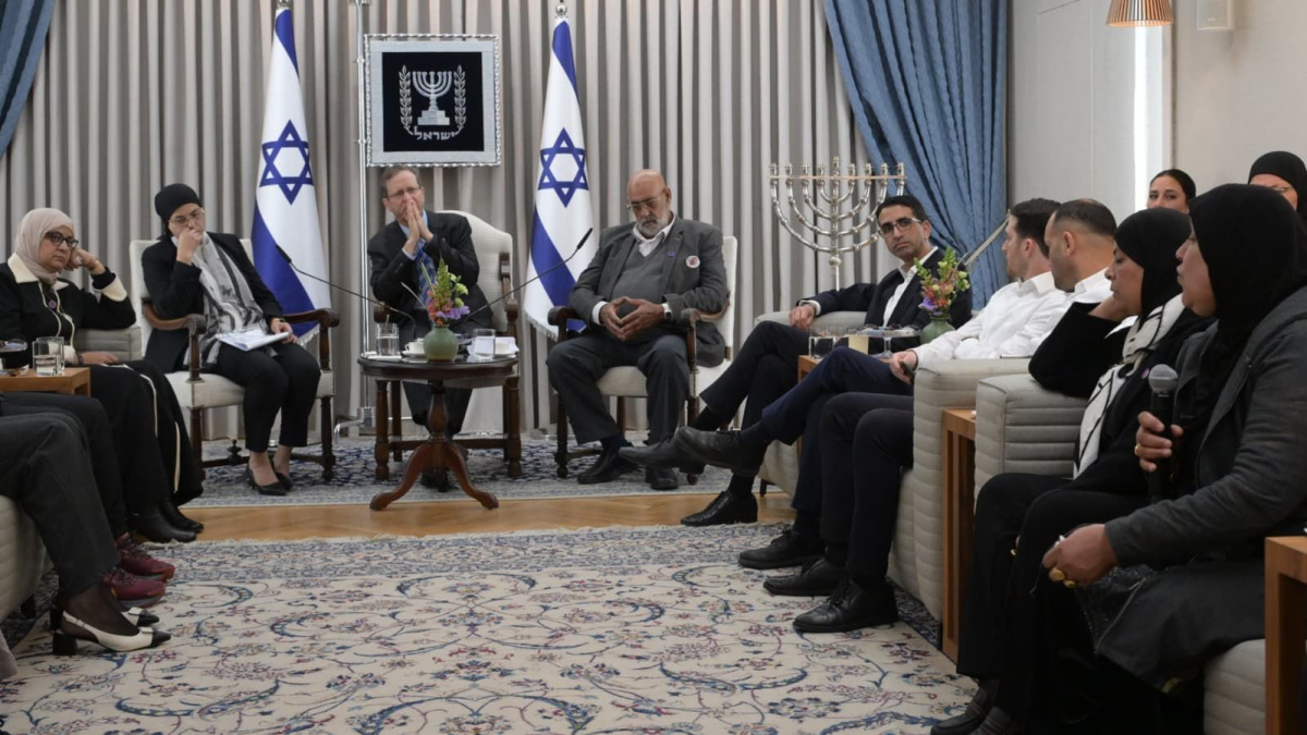 منتدى عائلات ضحايا جرائم القتل يلتقي برئيس الدولة هرتسوغ...