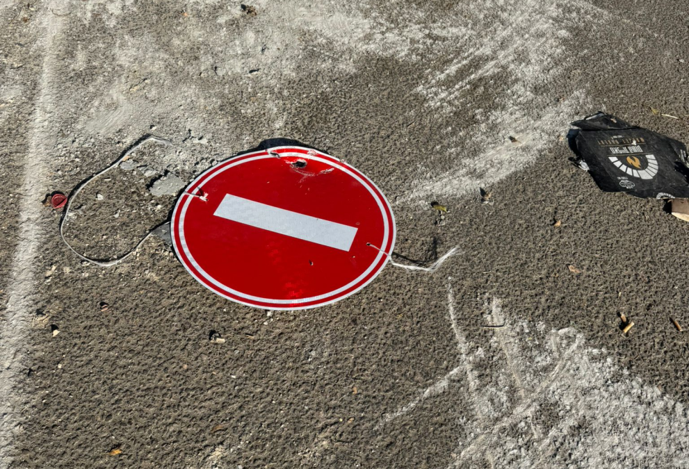 شرطة اللد تستجيب لطلب رئيس البلدية المحامي يائير رفيفو وتزيل الحواجز من حي س.ح