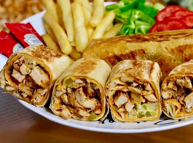 يافا: ليوم واحد وجبة شاورما بشيكل لدى Burger Station 23...