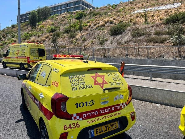 مصرع سائق دراجة نارية في حادث سير ذاتي على شارع 20