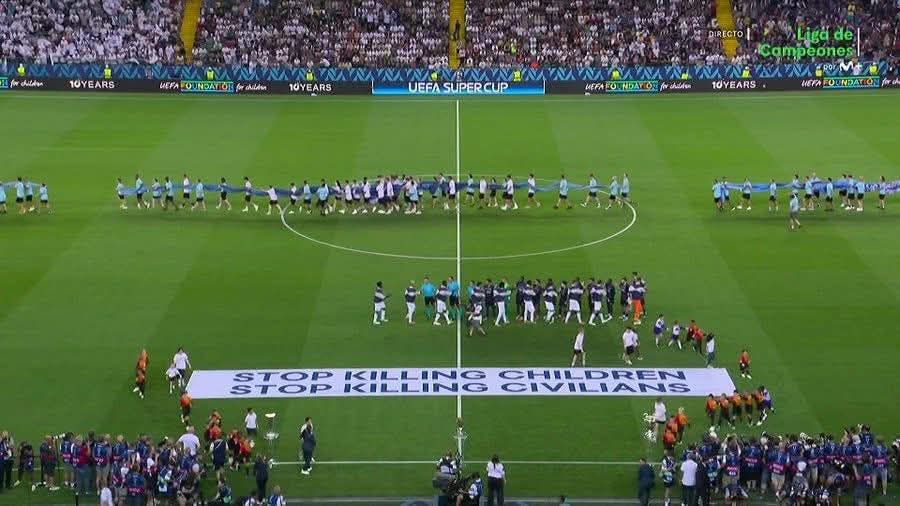 غزة حاضرة بقوة في نهائي السوبر الاوروبي