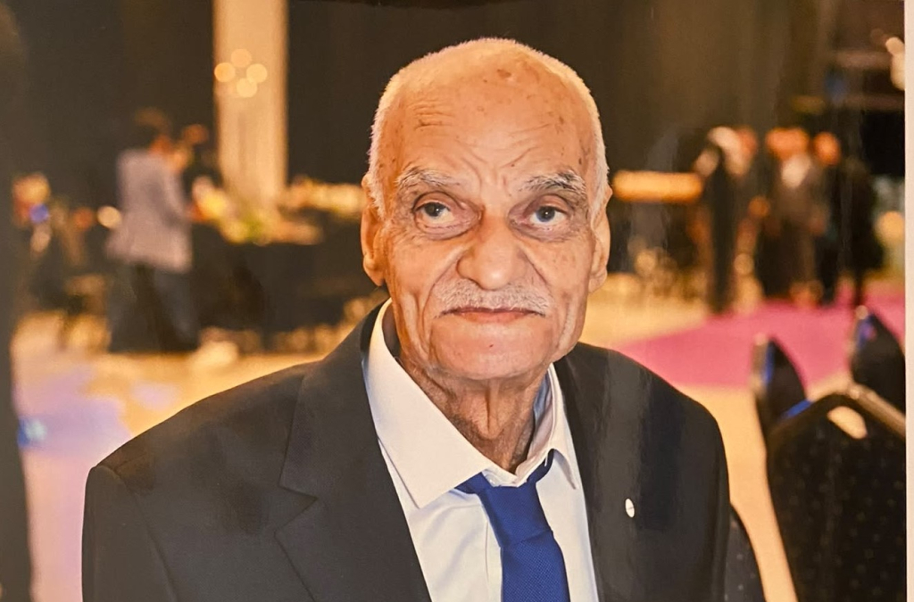 جلجولية: الحاج إبراهيم العيسوي "أبو خليل" (94 عاماً) في...
