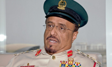 خلفان يدعو للاكتفاء بإسرائيل وضمها للجامعة العربية