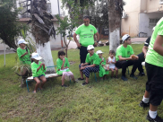 حملة لتنظيف حي الواحة الخضراء في مدينة اللد بمبادرة أعضاء البلدية العرب 