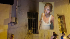 يافا: مجهولون يهاجمون حي العجمي ويحرقون أحد البيوت وإصابة طفلين