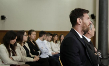 السجن 21 شهرا لميسي بتهمة التهرب الضريبي