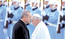 الخارجية التركية تتجه للتصعيد عقب تصريحات البابا