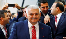 رئيس الوزراء التركي: تم التوصل لاتفاق لتطبيع العلاقات مع إسرائيل