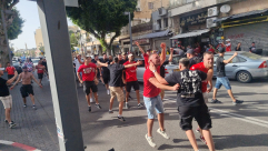  يافا: تواجد مكثّف لمشجعي كرة القدم وسط تواجد لقوات الشرطة 