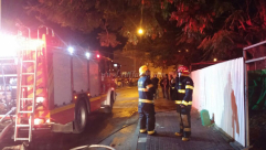   بالصور: حريق يتسبب بأضرار جسمية لمنزلين في مدينة الرملة